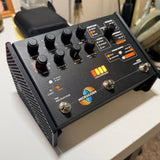 Hologram Electronics Microcosm Special Edition Black – Excellent w/ Original Box + Stand