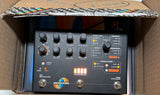Hologram Electronics Microcosm Special Edition Black – Excellent w/ Original Box + Stand
