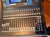 Yamaha LS9-16 2011 - Present - Gray