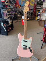 Fender Mustang (Pau Ferro Fingerboard) 2017 - Shell Pink