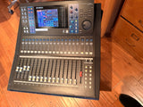 Yamaha LS9-16 2011 - Present - Gray